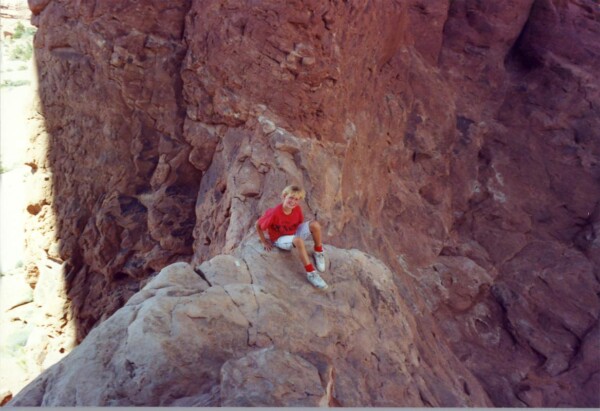 90South-Dakota-Arches 02