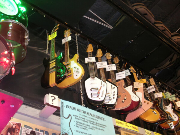 H06houston-Rockin-Robin 3