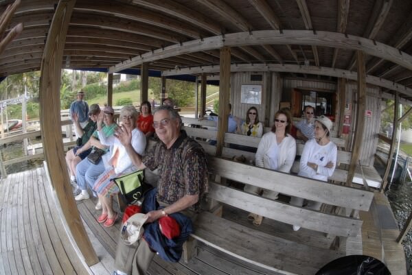 07BNEA FL WinterGardenBoat 01